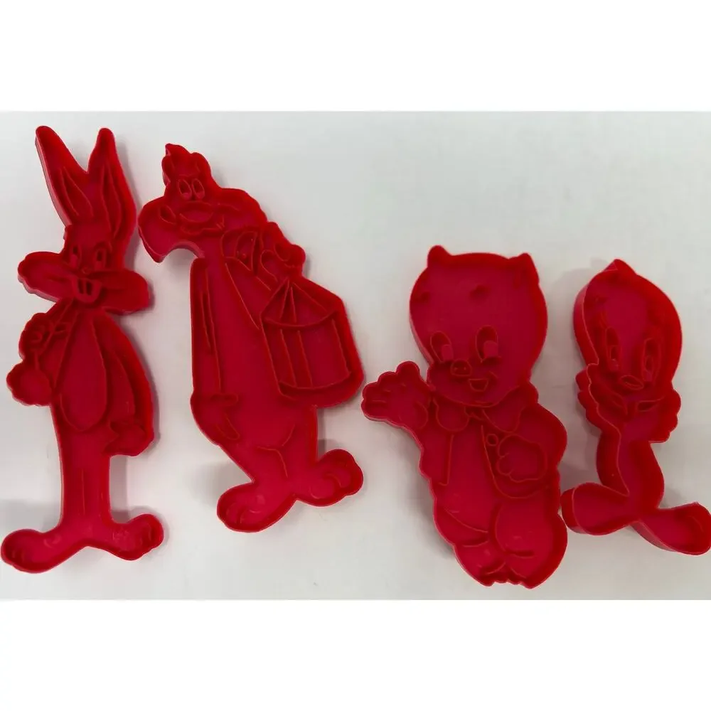 Warner Bros.‎ Plastic Red Looney Tunes Tweety Bugs Bunny Porky Pig Sylvester